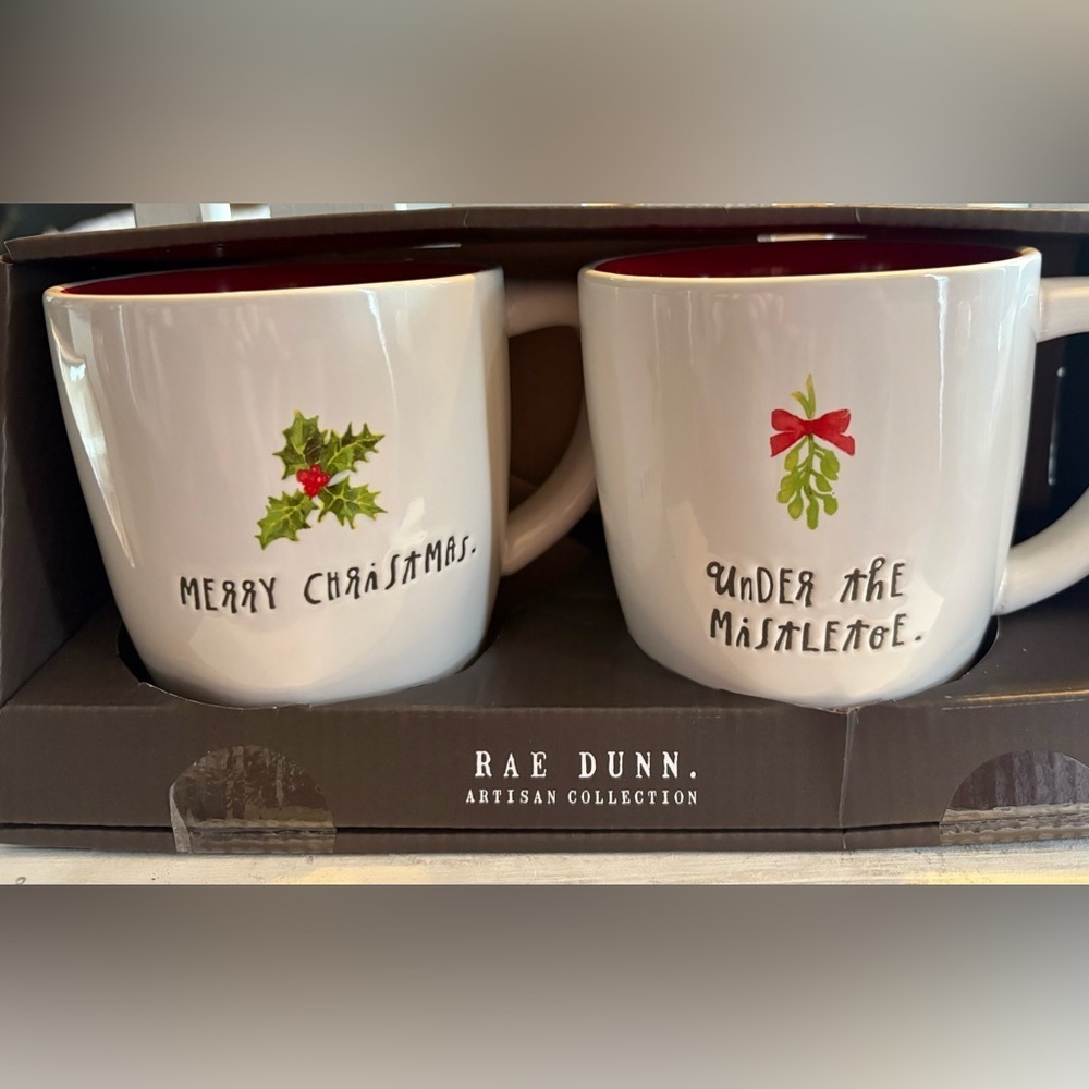 Rae Dunn Merry Christmas and Mistletoe Mug Set - White and Red